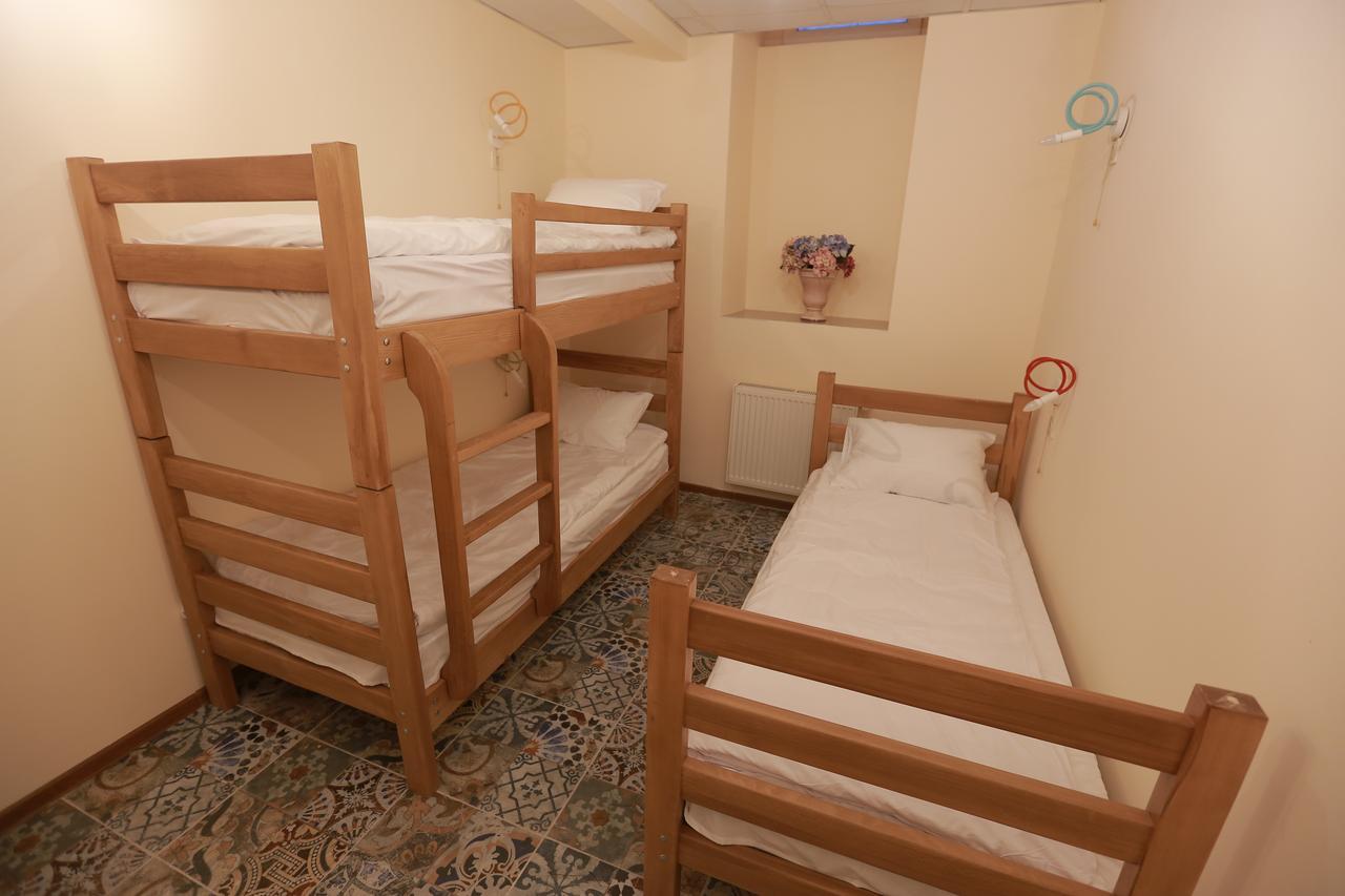 טביליסי Midtown Hotel & Hostel מראה חיצוני תמונה